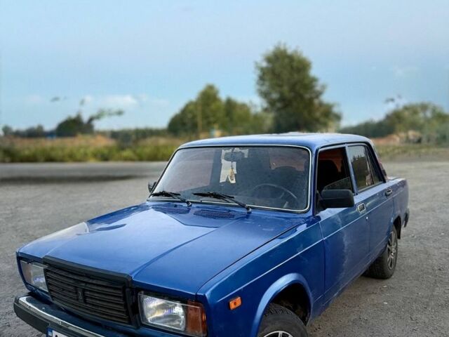 Синий ВАЗ 2107, объемом двигателя 1.6 л и пробегом 96 тыс. км за 999 $, фото 1 на Automoto.ua