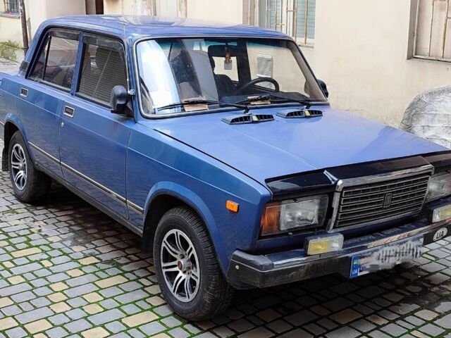 Синий ВАЗ 2107, объемом двигателя 1.45 л и пробегом 50 тыс. км за 1393 $, фото 1 на Automoto.ua