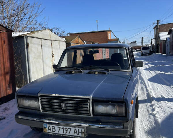 Синий ВАЗ 2107, объемом двигателя 0 л и пробегом 129 тыс. км за 800 $, фото 1 на Automoto.ua