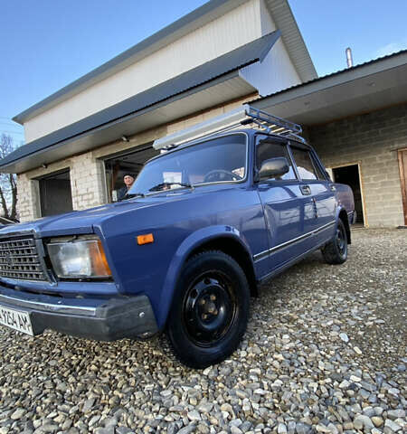 Синий ВАЗ 2107, объемом двигателя 1.45 л и пробегом 150 тыс. км за 1300 $, фото 1 на Automoto.ua