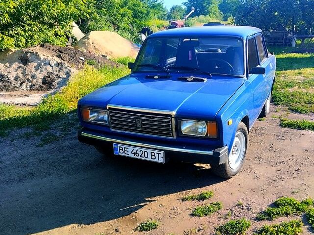 Синий ВАЗ 2107, объемом двигателя 1.5 л и пробегом 61 тыс. км за 1500 $, фото 1 на Automoto.ua
