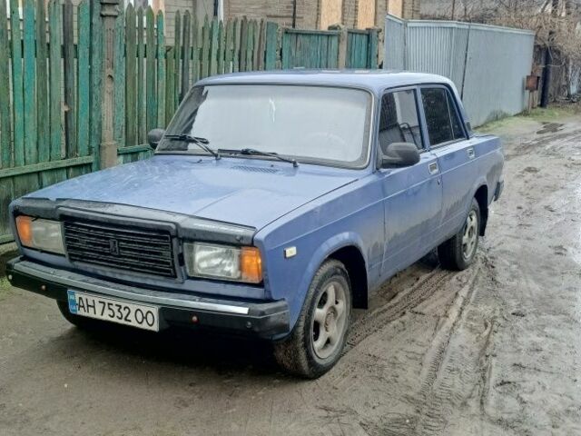 Синій ВАЗ 2107, об'ємом двигуна 1.5 л та пробігом 200 тис. км за 1848 $, фото 1 на Automoto.ua