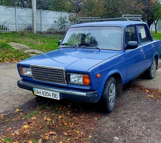 ВАЗ 2107 2006 у Желтых Водах на Automoto.ua Синій ВАЗ 2107, об'ємом двигуна 1.5 л та пробігом 102 тис. км за 1200 $, фото 1 на Automoto.ua