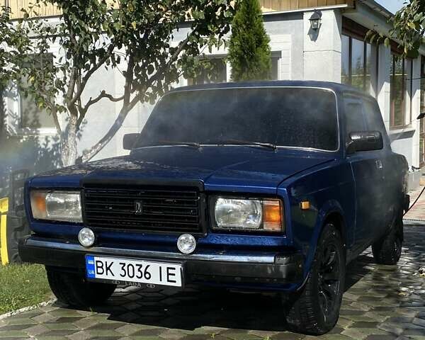 Синій ВАЗ 2107, об'ємом двигуна 1.45 л та пробігом 114 тис. км за 1400 $, фото 1 на Automoto.ua