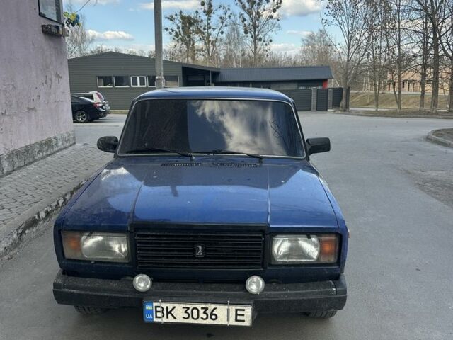 Синий ВАЗ 2107, объемом двигателя 1.5 л и пробегом 50 тыс. км за 1200 $, фото 1 на Automoto.ua