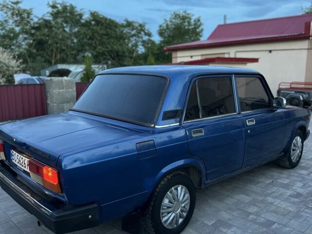 Синий ВАЗ 2107, объемом двигателя 1.5 л и пробегом 130 тыс. км за 1050 $, фото 1 на Automoto.ua