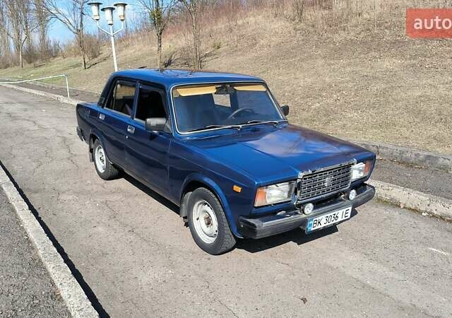 Синий ВАЗ 2107, объемом двигателя 1.5 л и пробегом 8 тыс. км за 1599 $, фото 1 на Automoto.ua