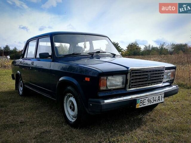 Синий ВАЗ 2107, объемом двигателя 1.45 л и пробегом 140 тыс. км за 1300 $, фото 1 на Automoto.ua