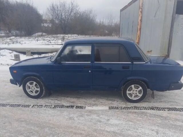 Синій ВАЗ 2107, об'ємом двигуна 1.5 л та пробігом 177 тис. км за 800 $, фото 1 на Automoto.ua