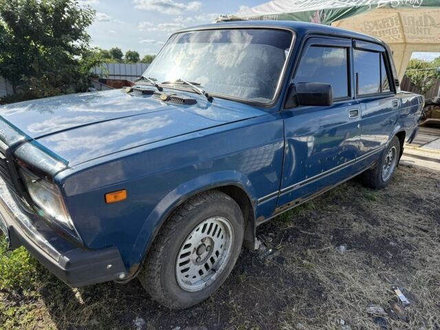 Синий ВАЗ 2107, объемом двигателя 1.5 л и пробегом 150 тыс. км за 768 $, фото 1 на Automoto.ua