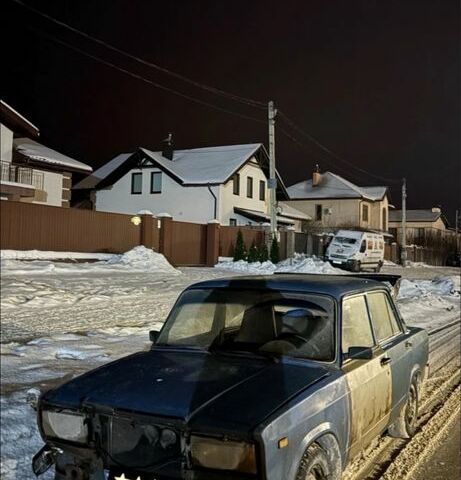 Синий ВАЗ 2107, объемом двигателя 1.6 л и пробегом 300 тыс. км за 578 $, фото 1 на Automoto.ua