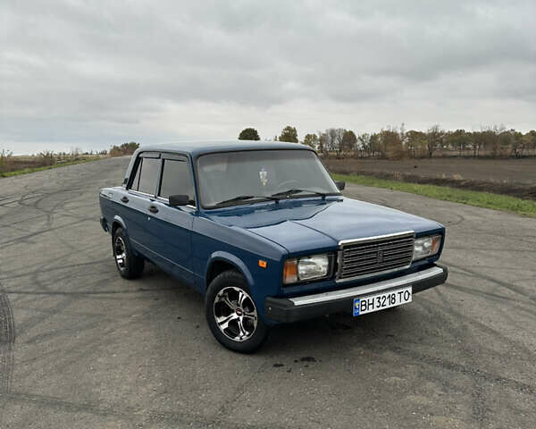 Синий ВАЗ 2107, объемом двигателя 1.45 л и пробегом 120 тыс. км за 1950 $, фото 1 на Automoto.ua