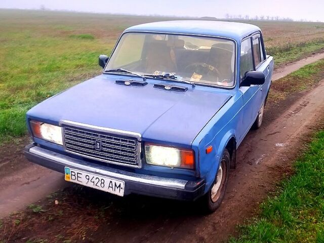 Синій ВАЗ 2107, об'ємом двигуна 1.3 л та пробігом 0 тис. км за 850 $, фото 1 на Automoto.ua
