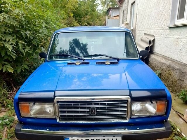 Синий ВАЗ 2107, объемом двигателя 1.45 л и пробегом 86 тыс. км за 1100 $, фото 1 на Automoto.ua