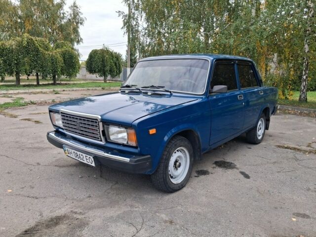 Синій ВАЗ 2107, об'ємом двигуна 1.7 л та пробігом 77 тис. км за 1354 $, фото 1 на Automoto.ua