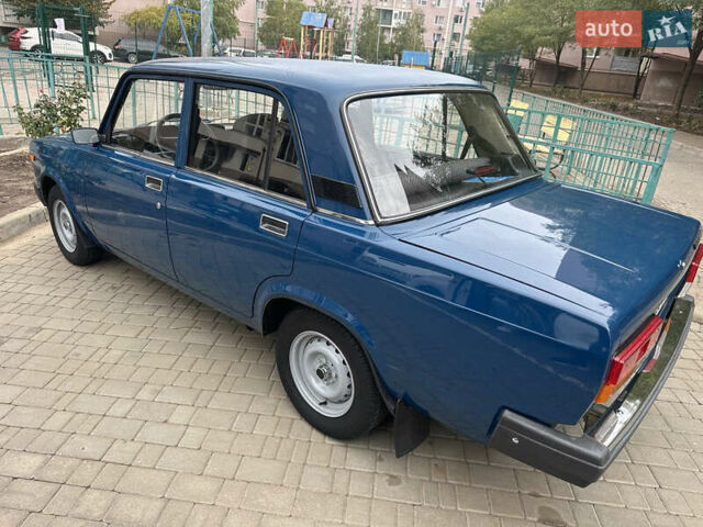 Синій ВАЗ 2107, об'ємом двигуна 1.57 л та пробігом 350 тис. км за 3900 $, фото 1 на Automoto.ua
