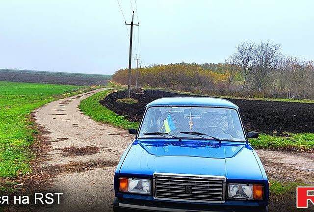 Синий ВАЗ 2107, объемом двигателя 1.6 л и пробегом 1280 тыс. км за 1600 $, фото 1 на Automoto.ua