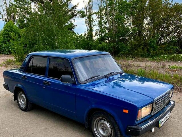 Синий ВАЗ 2107, объемом двигателя 1.6 л и пробегом 98 тыс. км за 1250 $, фото 1 на Automoto.ua
