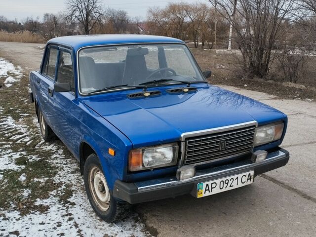 Синий ВАЗ 2107, объемом двигателя 1.6 л и пробегом 200 тыс. км за 931 $, фото 1 на Automoto.ua