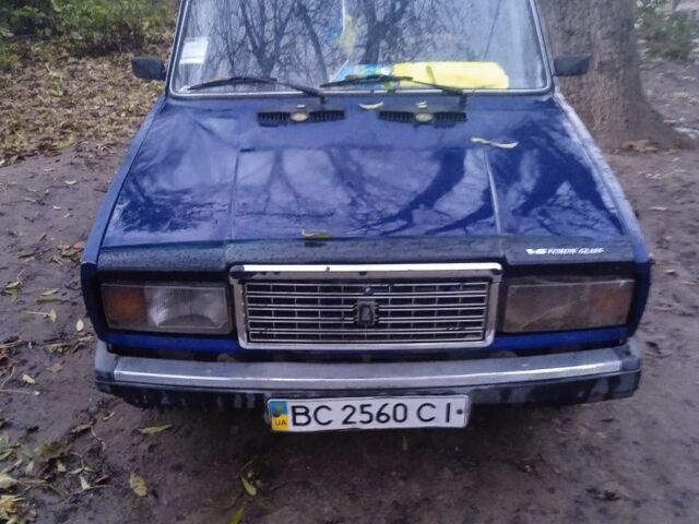 Синий ВАЗ 2107, объемом двигателя 7 л и пробегом 100 тыс. км за 350 $, фото 1 на Automoto.ua