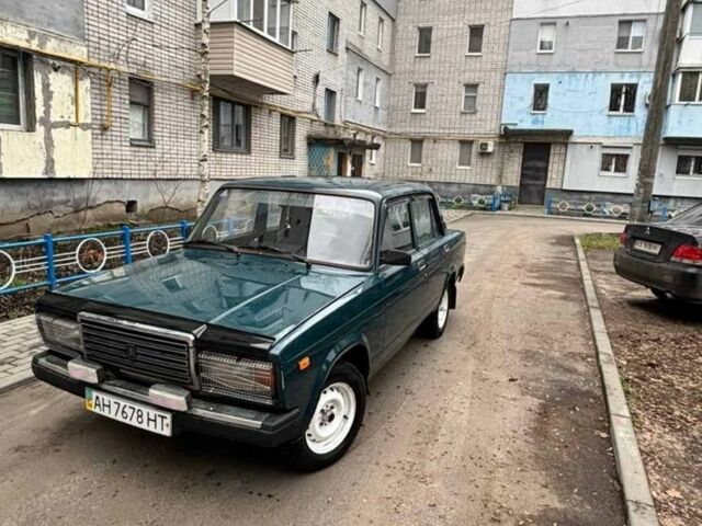 Зеленый ВАЗ 2107, объемом двигателя 1.5 л и пробегом 10 тыс. км за 1250 $, фото 1 на Automoto.ua