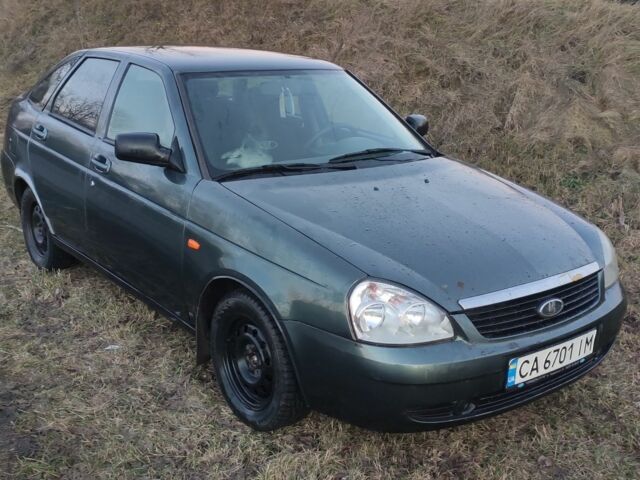 Зелений ВАЗ 2107, об'ємом двигуна 1.6 л та пробігом 250 тис. км за 1800 $, фото 1 на Automoto.ua