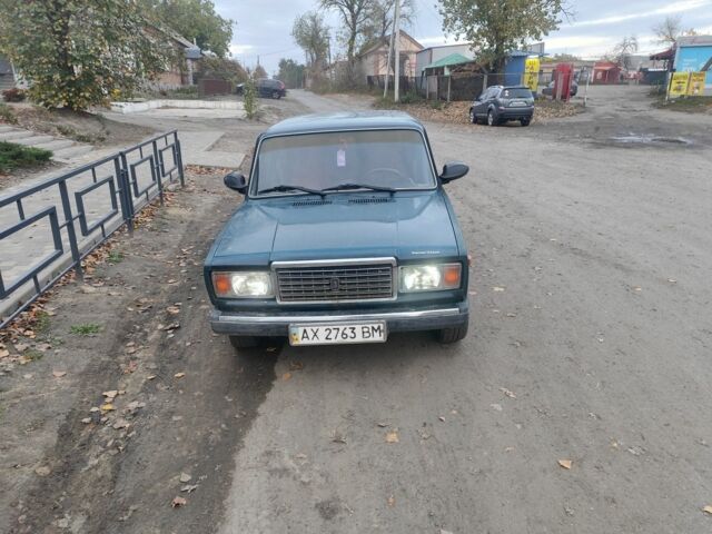 Зеленый ВАЗ 2107, объемом двигателя 2 л и пробегом 7 тыс. км за 1107 $, фото 1 на Automoto.ua
