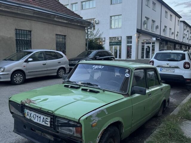 Зеленый ВАЗ 2107, объемом двигателя 1.6 л и пробегом 183 тыс. км за 345 $, фото 1 на Automoto.ua