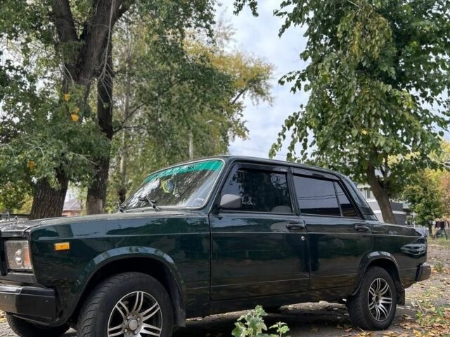ВАЗ 2107 1984 в Днепре (Днепропетровске) на Automoto.ua Зеленый ВАЗ 2107, объемом двигателя 0 л и пробегом 130 тыс. км за 2000 $, фото 1 на Automoto.ua