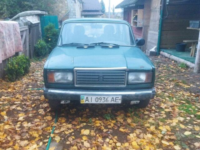 Зеленый ВАЗ 2107, объемом двигателя 1 л и пробегом 400 тыс. км за 450 $, фото 1 на Automoto.ua