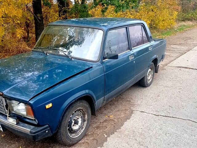 Зеленый ВАЗ 2107, объемом двигателя 1.6 л и пробегом 0 тыс. км за 500 $, фото 1 на Automoto.ua