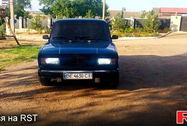 Зеленый ВАЗ 2107, объемом двигателя 1.5 л и пробегом 154 тыс. км за 1300 $, фото 1 на Automoto.ua