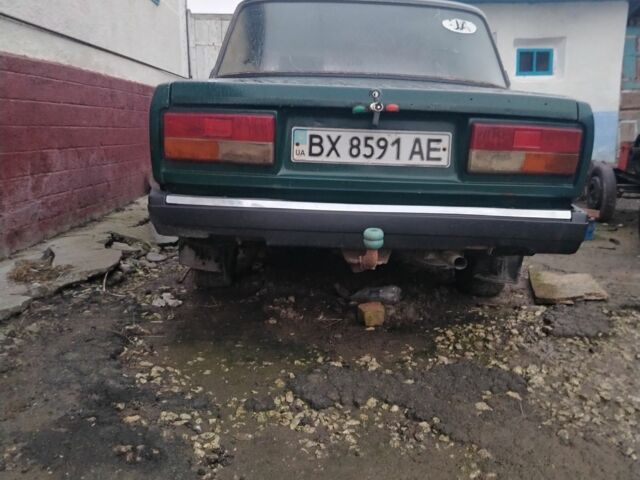 Зеленый ВАЗ 2107, объемом двигателя 1.5 л и пробегом 100 тыс. км за 500 $, фото 1 на Automoto.ua