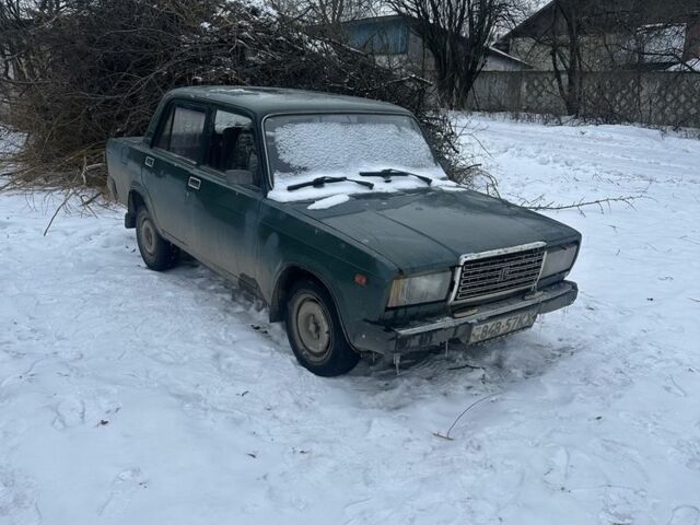 Зеленый ВАЗ 2107, объемом двигателя 0 л и пробегом 10 тыс. км за 303 $, фото 1 на Automoto.ua