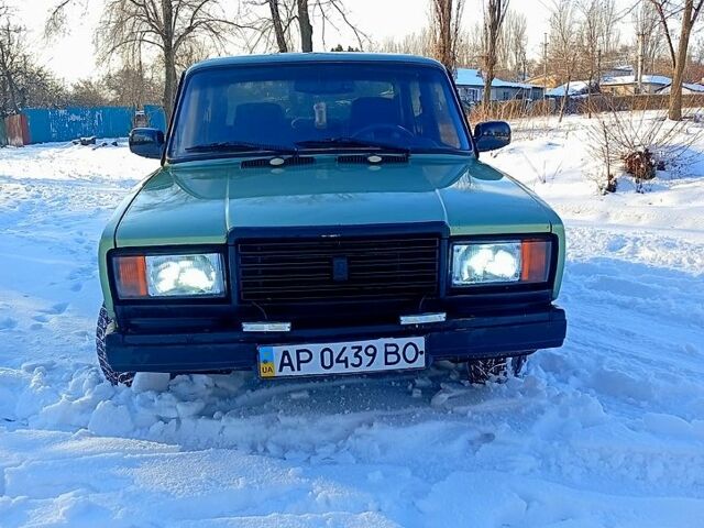 Зеленый ВАЗ 2107, объемом двигателя 1.5 л и пробегом 150 тыс. км за 1200 $, фото 1 на Automoto.ua