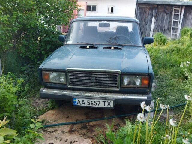 Зеленый ВАЗ 2107, объемом двигателя 1.6 л и пробегом 150 тыс. км за 1500 $, фото 1 на Automoto.ua