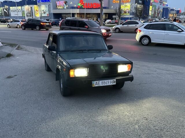 Зеленый ВАЗ 2107, объемом двигателя 1.5 л и пробегом 129 тыс. км за 400 $, фото 1 на Automoto.ua