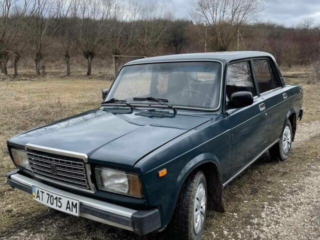 Зеленый ВАЗ 2107, объемом двигателя 1.6 л и пробегом 135 тыс. км за 1000 $, фото 1 на Automoto.ua