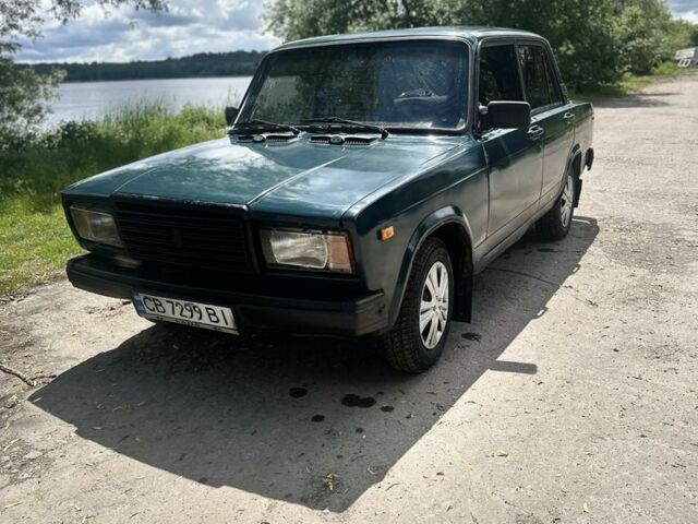 Зеленый ВАЗ 2107, объемом двигателя 1.5 л и пробегом 1000 тыс. км за 900 $, фото 1 на Automoto.ua