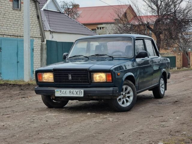 Зеленый ВАЗ 2107, объемом двигателя 0 л и пробегом 200 тыс. км за 610 $, фото 1 на Automoto.ua