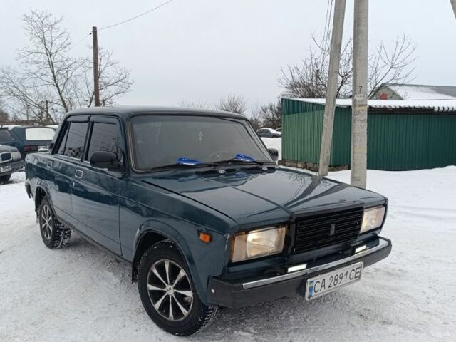 Зеленый ВАЗ 2107, объемом двигателя 1.5 л и пробегом 111 тыс. км за 1300 $, фото 1 на Automoto.ua