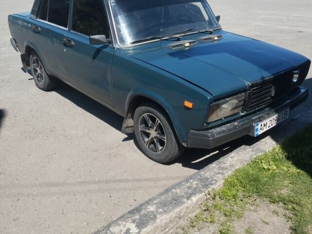 Зеленый ВАЗ 2107, объемом двигателя 1.5 л и пробегом 240 тыс. км за 782 $, фото 1 на Automoto.ua