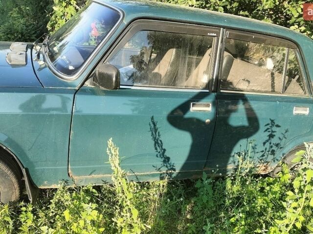 Зелений ВАЗ 2107, об'ємом двигуна 1.6 л та пробігом 72 тис. км за 800 $, фото 1 на Automoto.ua