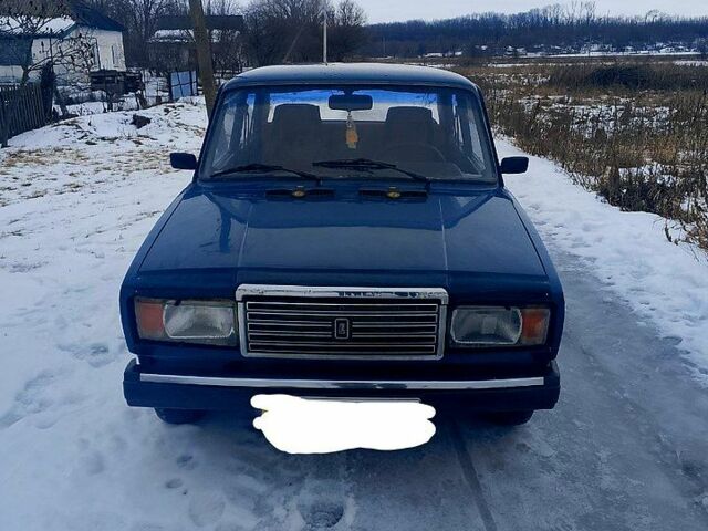 Зелений ВАЗ 2107, об'ємом двигуна 1.6 л та пробігом 185 тис. км за 750 $, фото 1 на Automoto.ua