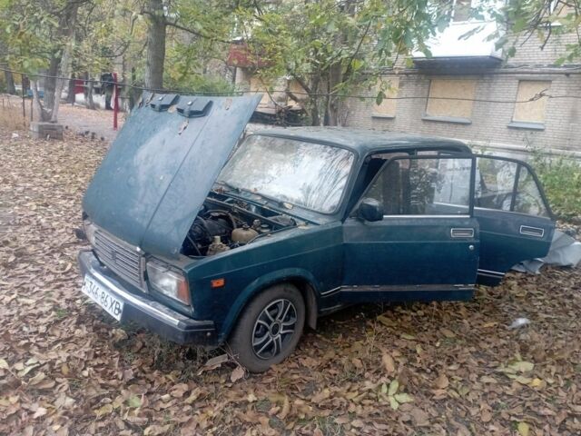 ВАЗ 2107 2003 в Славянске на Automoto.ua Зеленый ВАЗ 2107, объемом двигателя 0 л и пробегом 100 тыс. км за 601 $, фото 1 на Automoto.ua