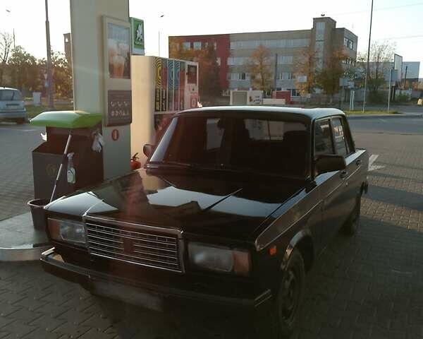 Зелений ВАЗ 2107, об'ємом двигуна 1.45 л та пробігом 84 тис. км за 1700 $, фото 1 на Automoto.ua