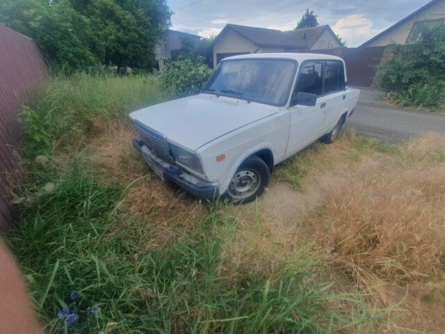 Зеленый ВАЗ 2107, объемом двигателя 1.5 л и пробегом 100 тыс. км за 387 $, фото 1 на Automoto.ua