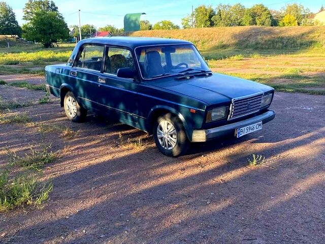 Зеленый ВАЗ 2107, объемом двигателя 1.5 л и пробегом 200 тыс. км за 650 $, фото 1 на Automoto.ua