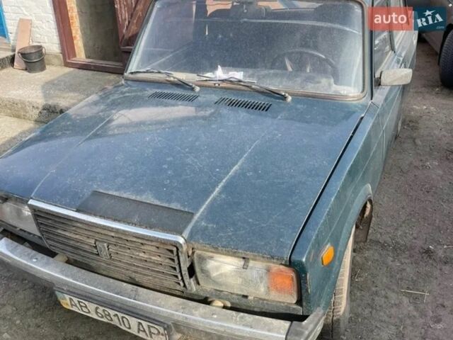 Зеленый ВАЗ 2107, объемом двигателя 0 л и пробегом 300 тыс. км за 500 $, фото 1 на Automoto.ua