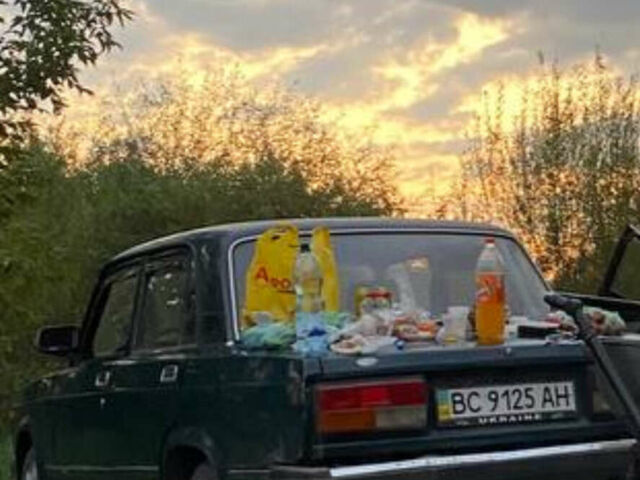 Зелений ВАЗ 2107, об'ємом двигуна 1.5 л та пробігом 137 тис. км за 1000 $, фото 1 на Automoto.ua